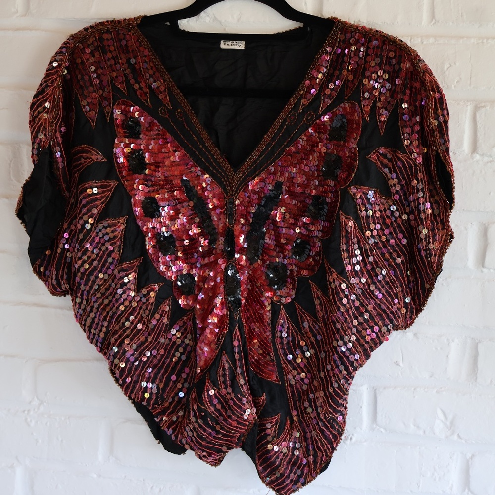 VINTAGE RED AND BLACK 80'S  BUTTERFLY TOP